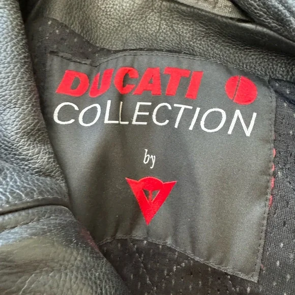 Ducati Gray Performance Leather Jacket - Picture 2 of 3